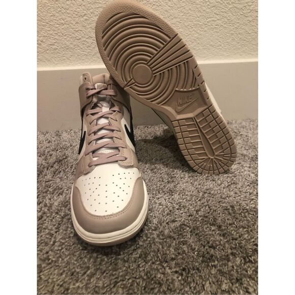 Nike Womens Dunk High Fossil Stone/Black-Sail Size 10.5 - Picture 4 of 6